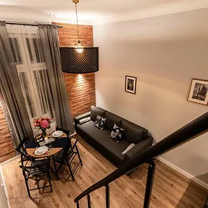 Appart hôtel Lubomirskiego 23 - Great Location, 10 Min To Main Square By Foot, Right Next To Main Rail And Bus Station, Cracovie